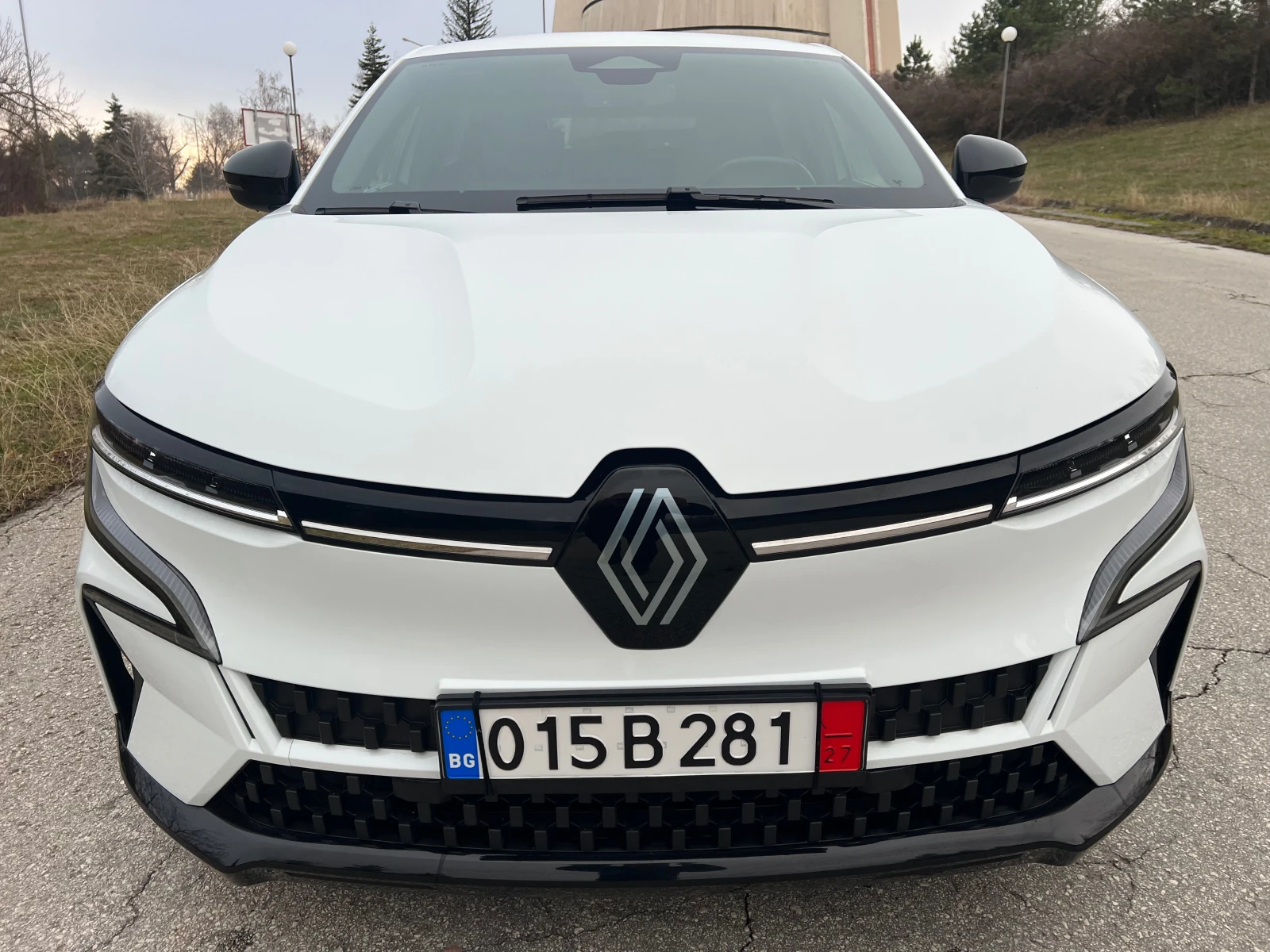 Renault Megane E-TECH EV60-220p.s-Super charge - изображение 5