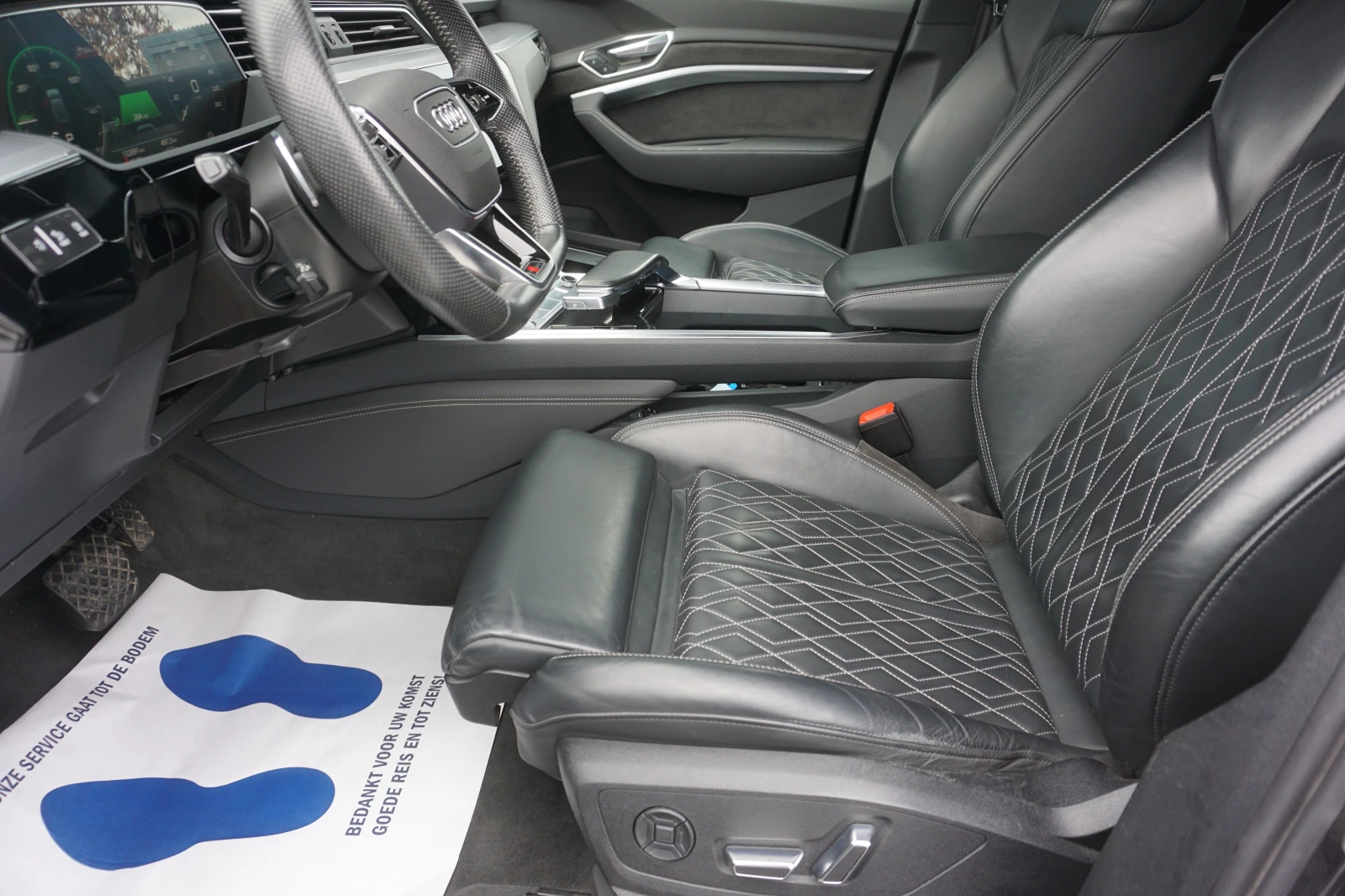 Audi E-Tron 55 Quattro 3хS-line| 408к.с.| B&О| Панорама| , снимка 7 - Автомобили и джипове - 54131755