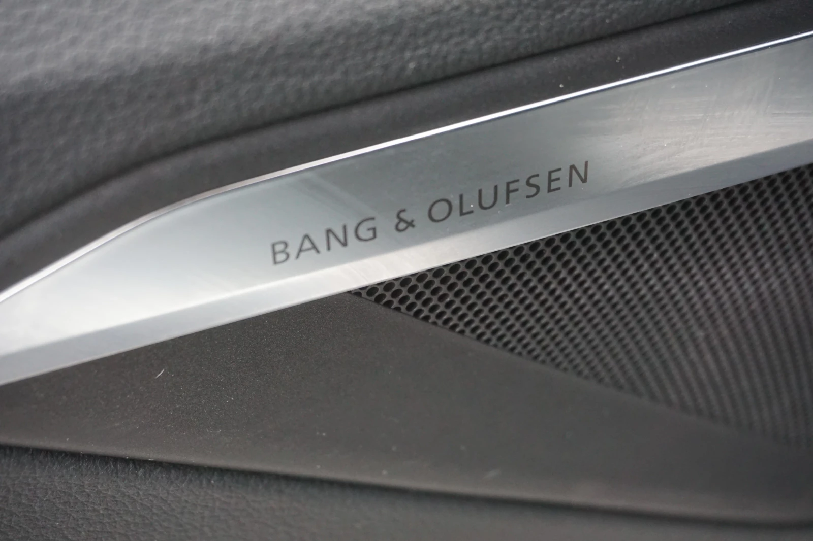 Audi E-Tron 55 Quattro 3хS-line| 408к.с.| B&О| Панорама| , снимка 16 - Автомобили и джипове - 54131755