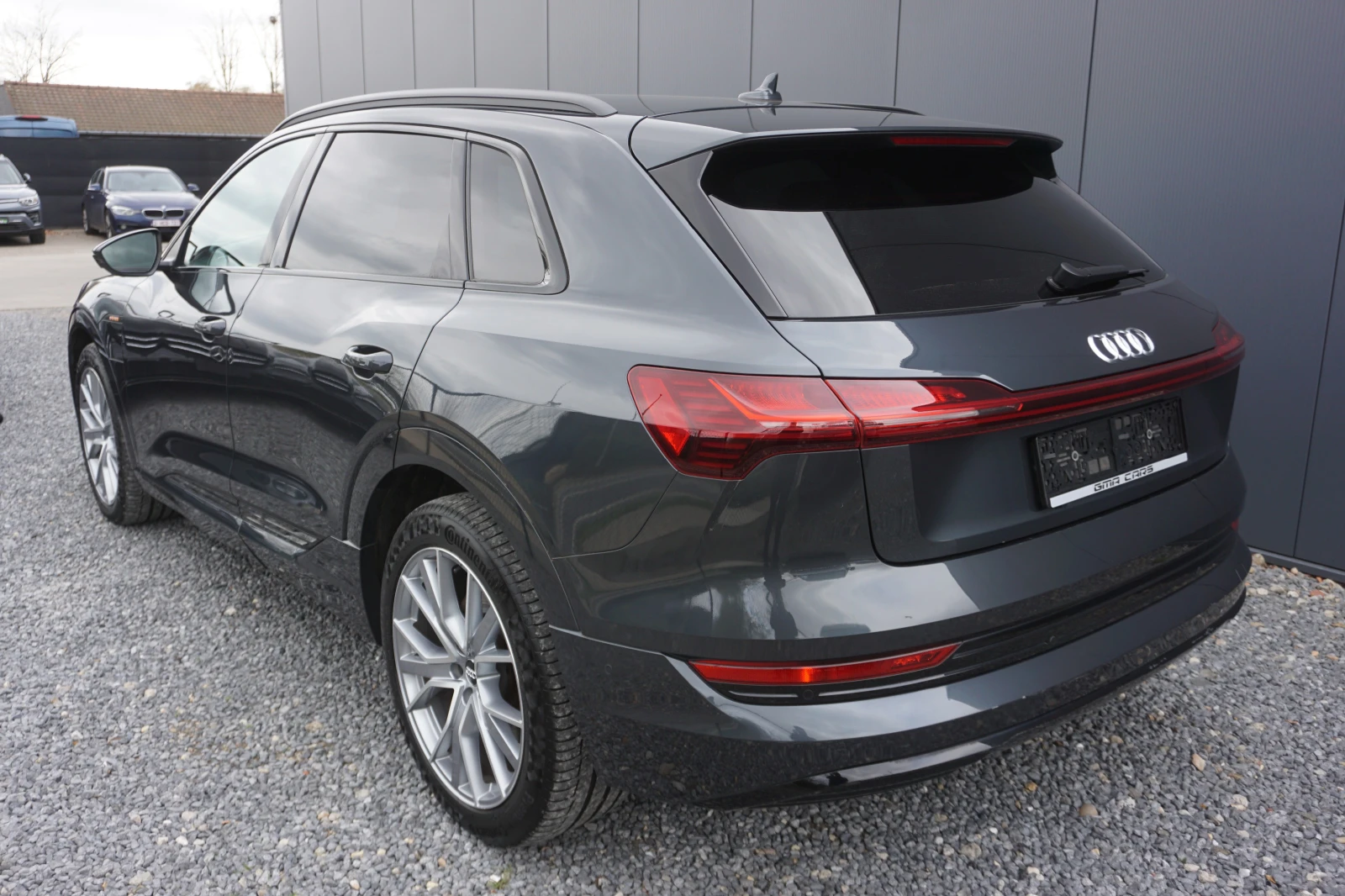 Audi E-Tron 55 Quattro 3хS-line| 408к.с.| B&О| Панорама| , снимка 3 - Автомобили и джипове - 54131755