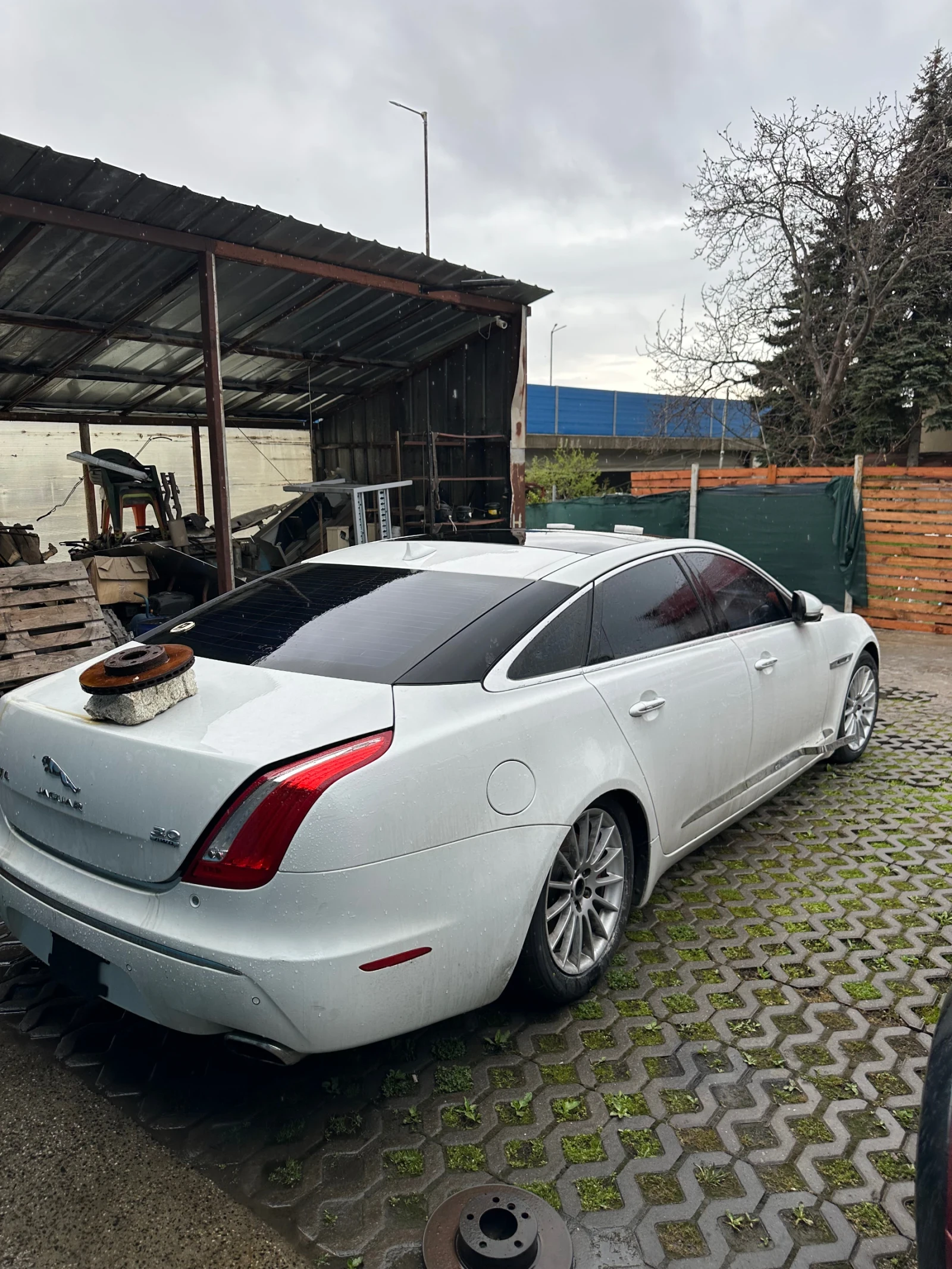 Jaguar Xj  - изображение 7