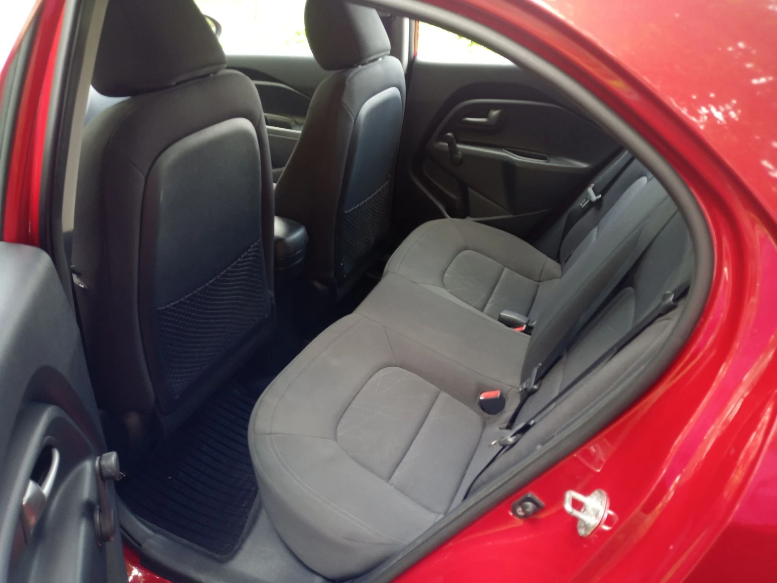 Kia Rio  - изображение 7