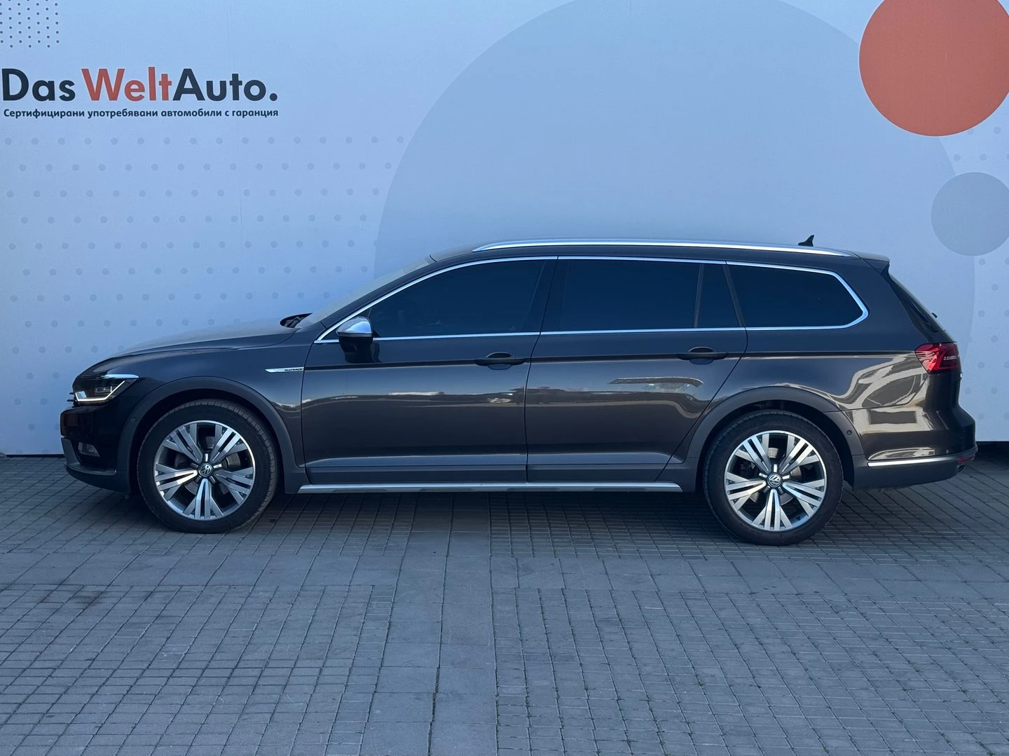VW Passat 2.0TDI BMT 4MOTION - изображение 2