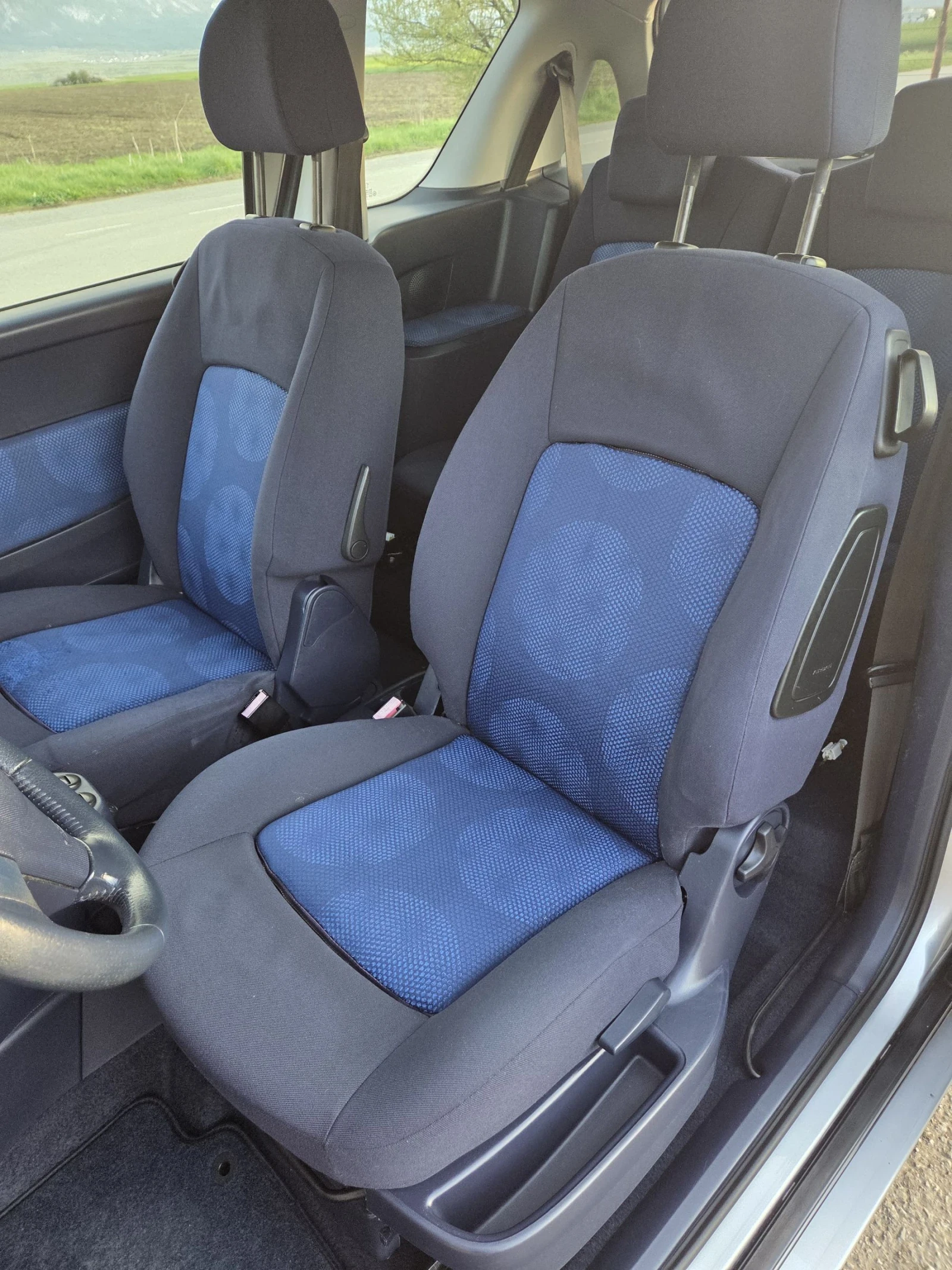 Peugeot 1007 1.4 | Mobile.bg — изображение 11