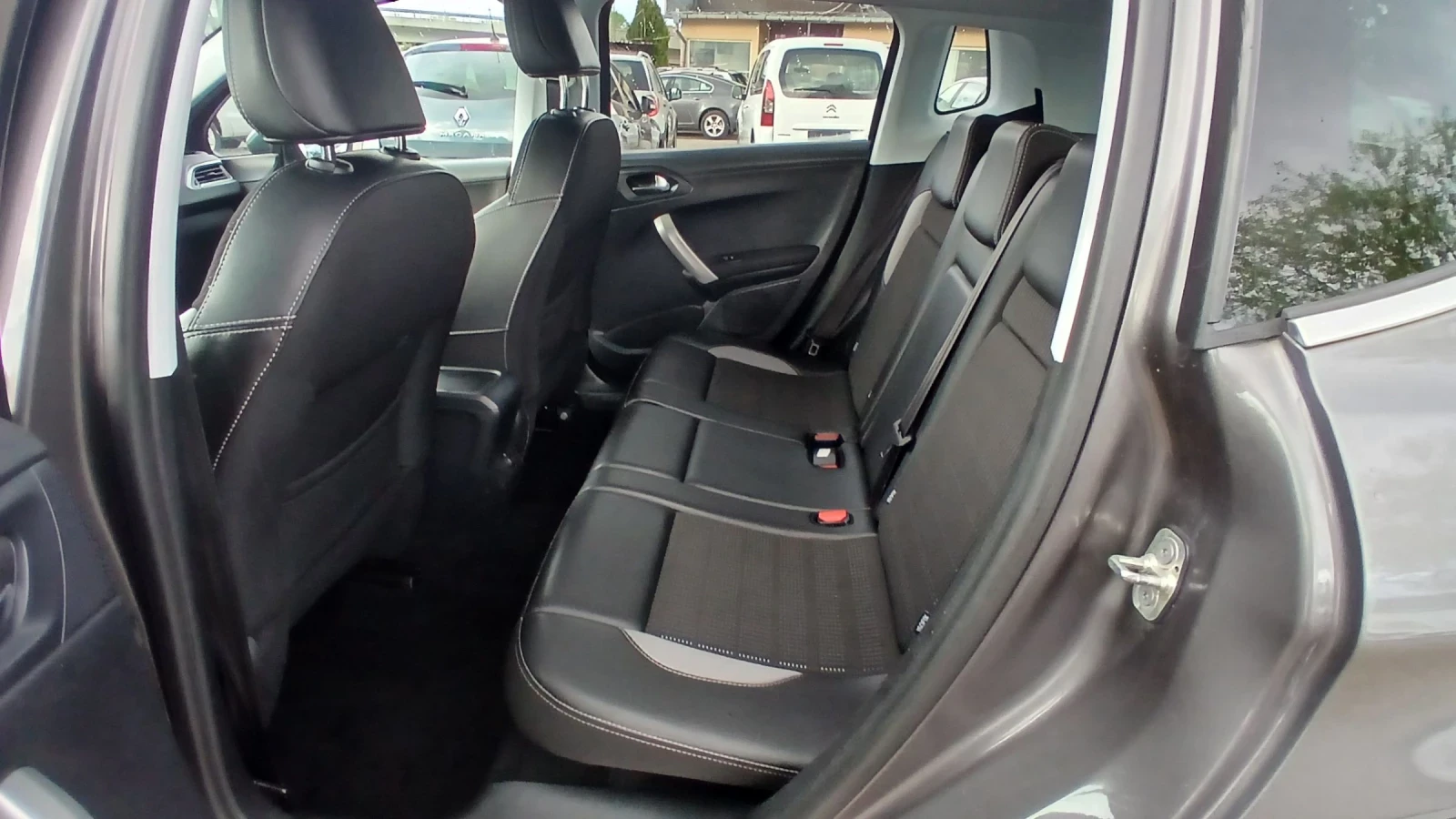 Peugeot 2008 1, 6HDI ALLURE  - изображение 9