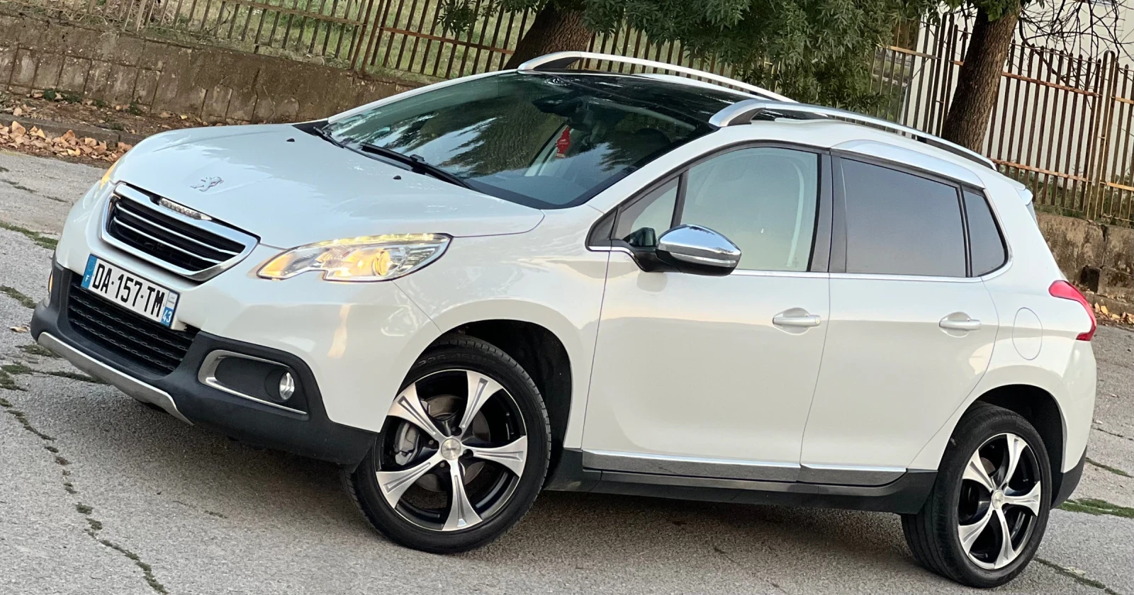 Peugeot 2008 PANORAMA NAVIGATION 1.6E-HDI - изображение 2