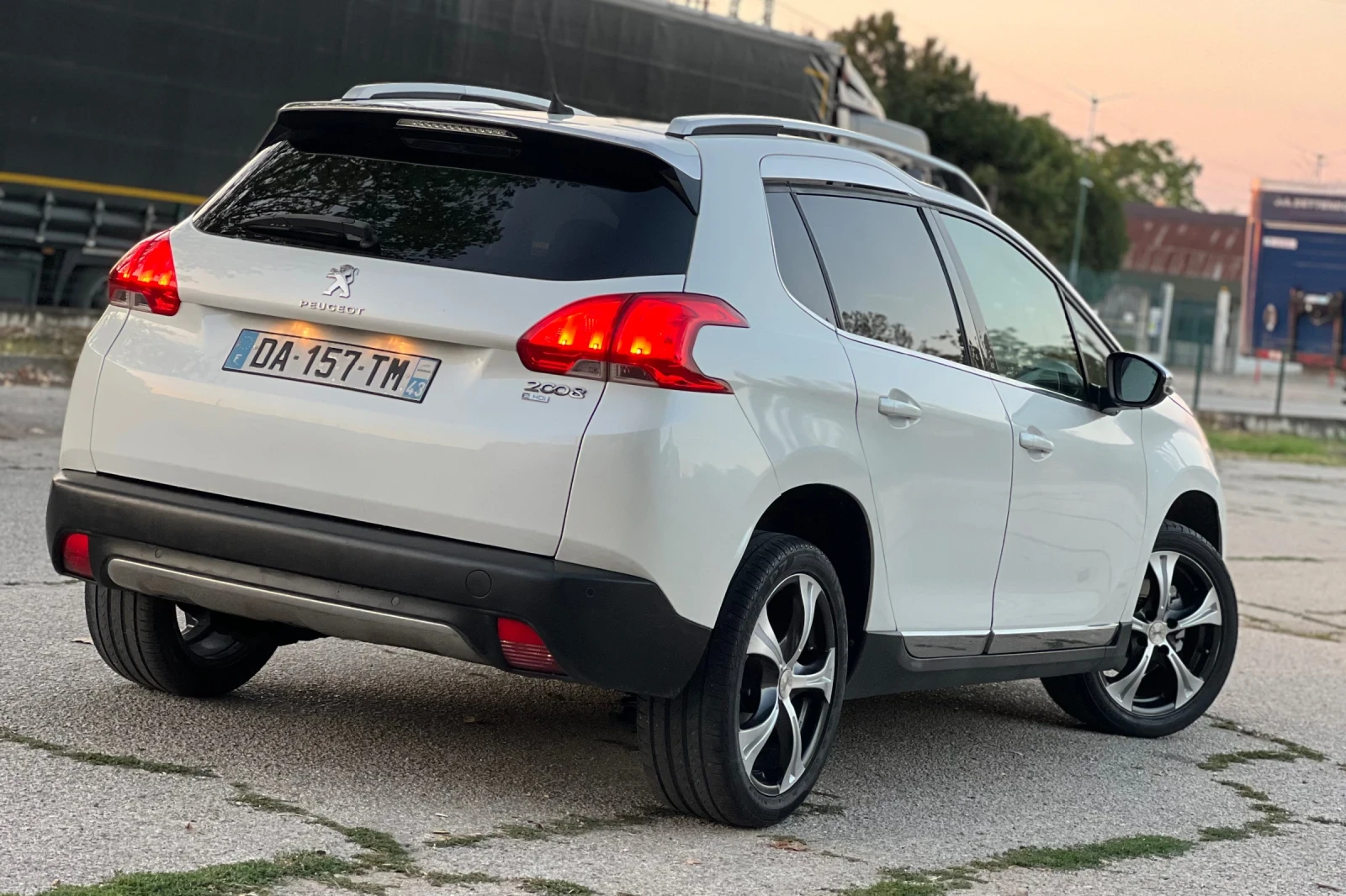Peugeot 2008 PANORAMA NAVIGATION 1.6E-HDI - изображение 3