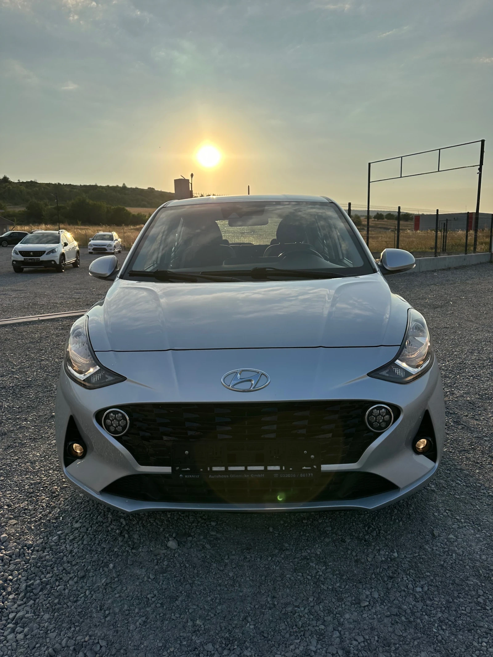 Hyundai I10 1.0i APPLE CARPLAY EURO 6D TUV COC - изображение 3