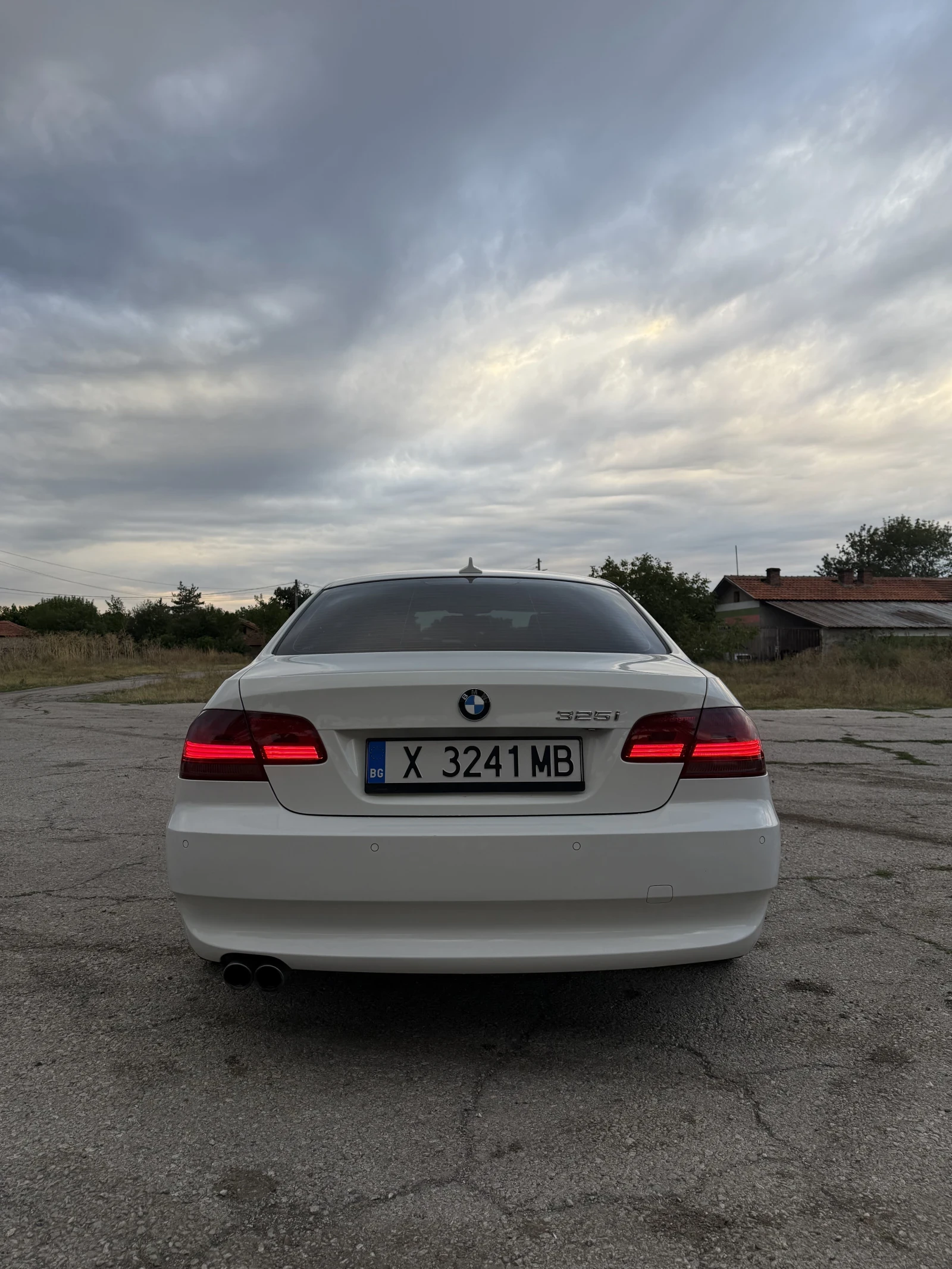 BMW 325 I - изображение 6