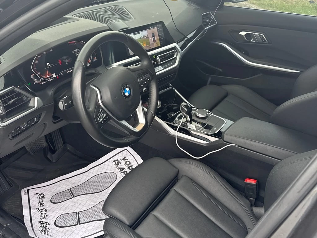 BMW 330 * 330i xDrive * CARFAX * БЕЗ ПЪРВОНАЧАЛНА ВНОСКА - изображение 5