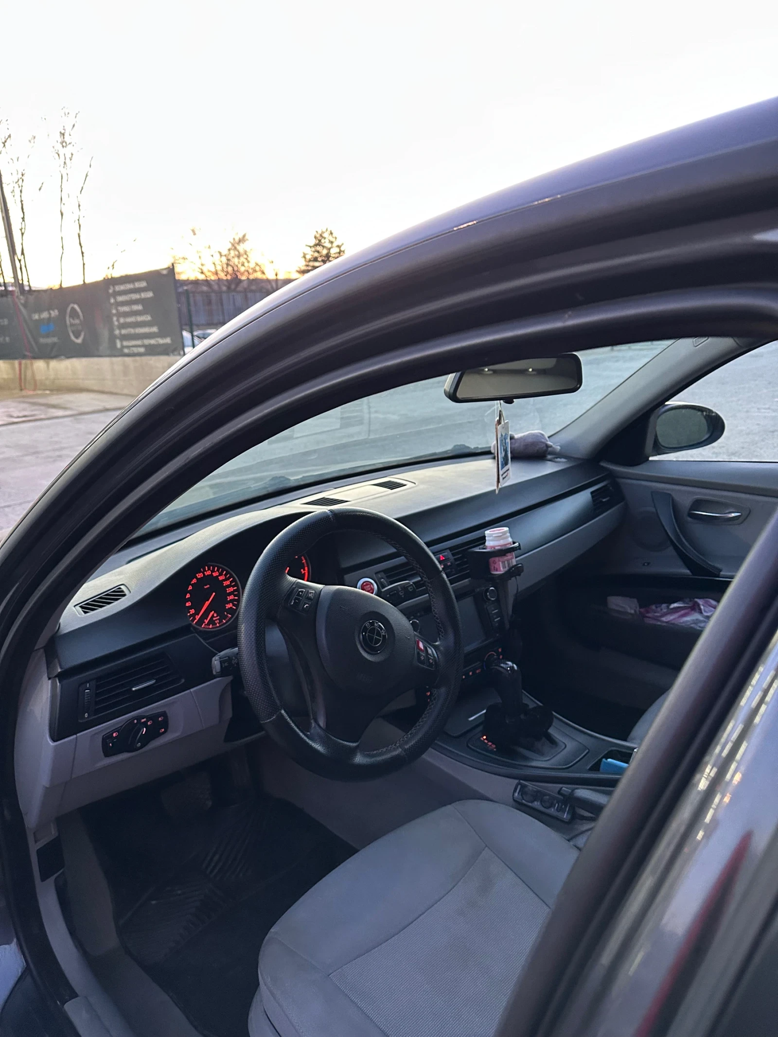 BMW 320  - изображение 10