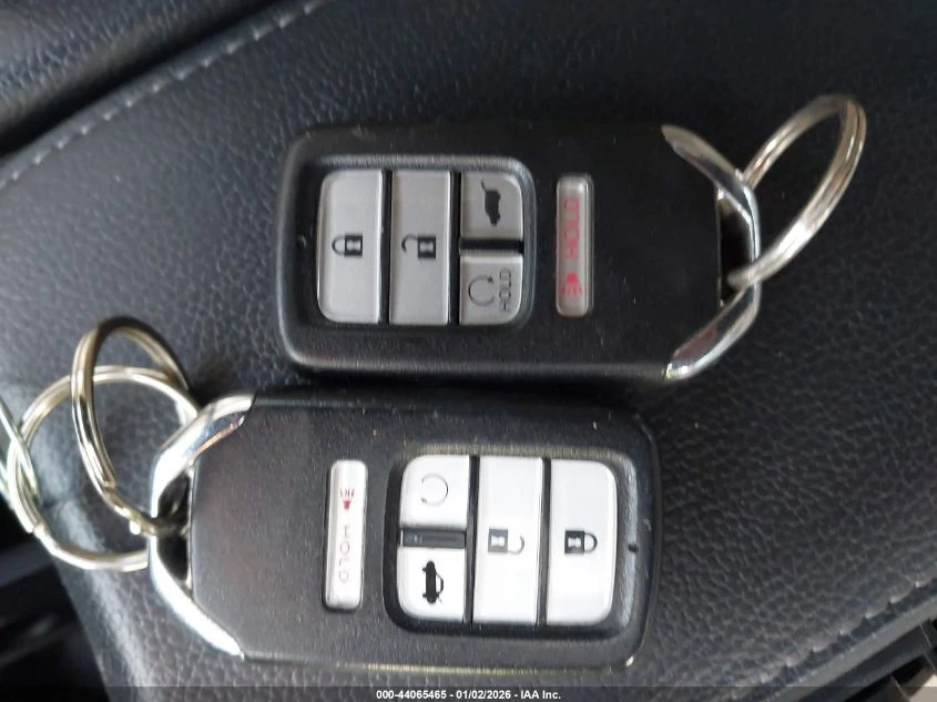 Honda Civic 1.5L I-4 DI, DOHC, VVT, TURBO, 180HP Front Wheel - изображение 3