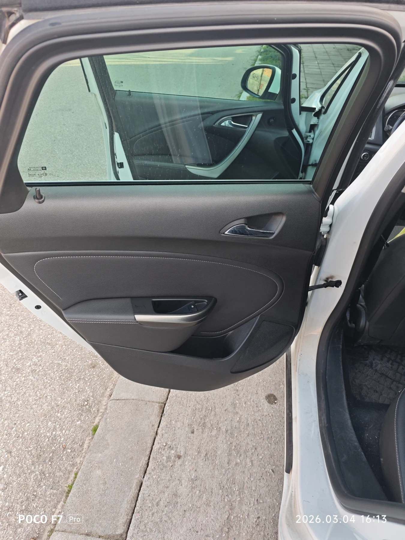 Opel Astra Astra J, снимка 11 - Автомобили и джипове - 53712261