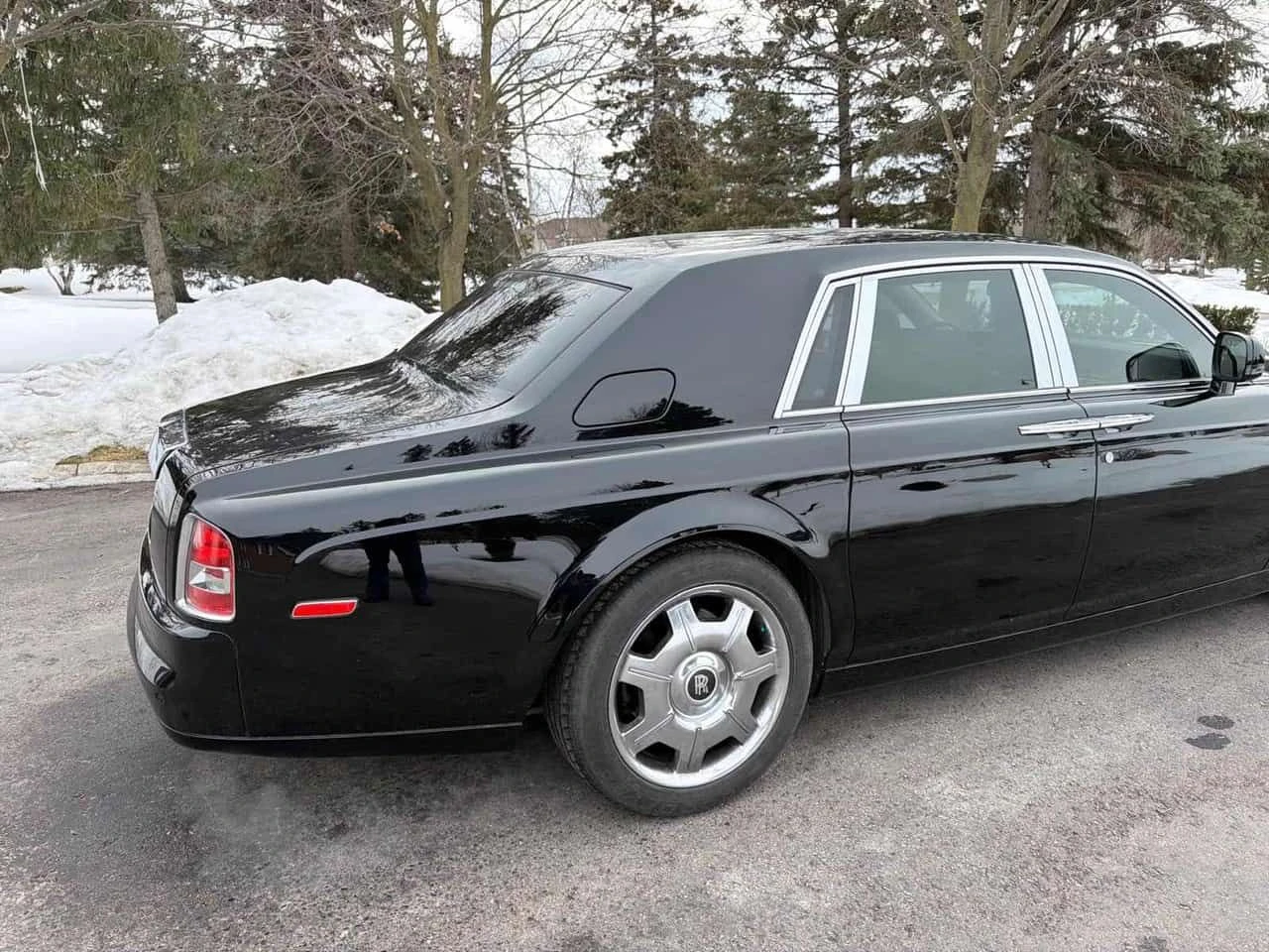 Rolls-Royce Phantom * 4dr Sdn * CARFAX * ЦЕНА ДО БГ, снимка 3 - Автомобили и джипове - 53741087