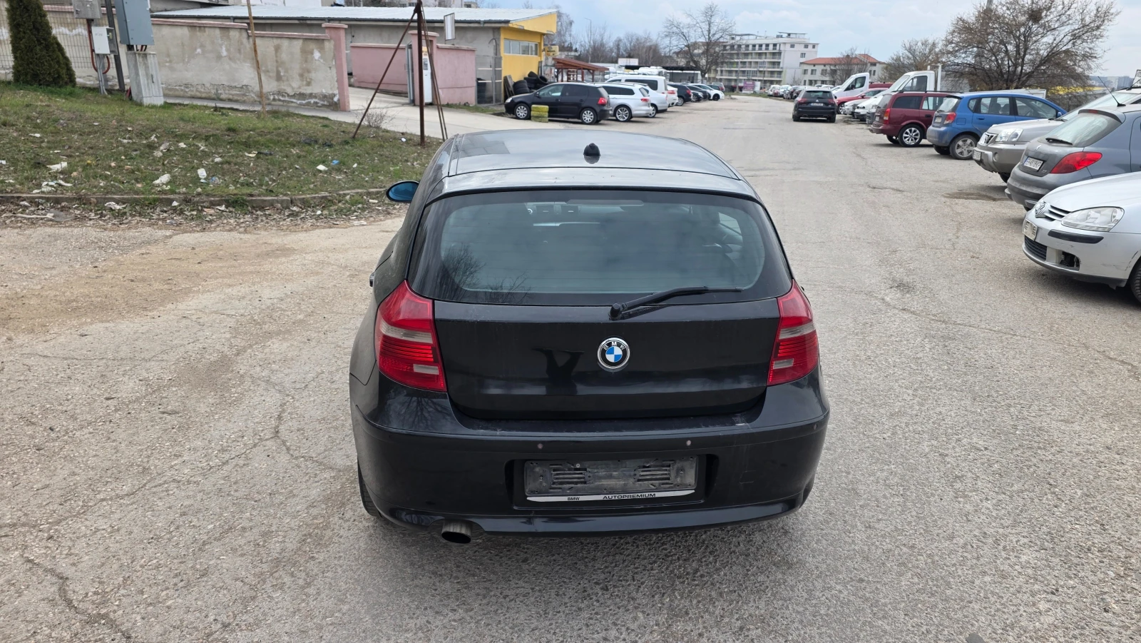 BMW 118 2.0d, снимка 6 - Автомобили и джипове - 53906965