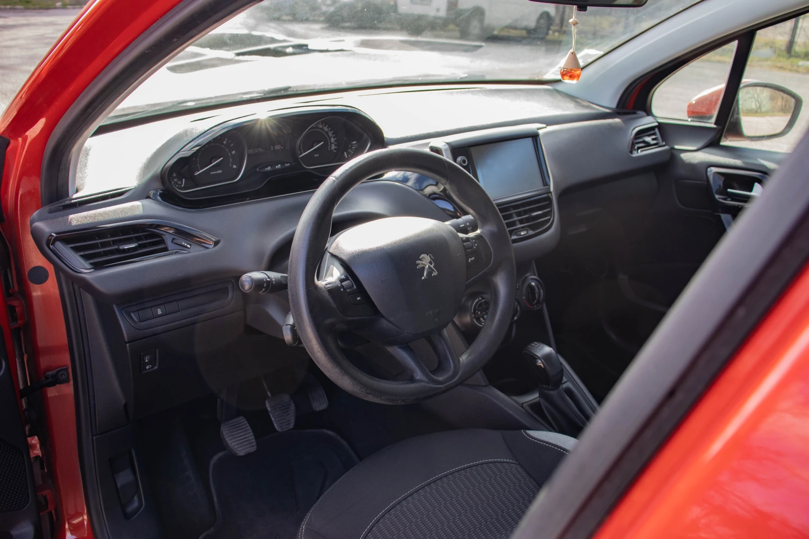 Peugeot 208 1.6 HDI  | Mobile.bg � ����������� 9