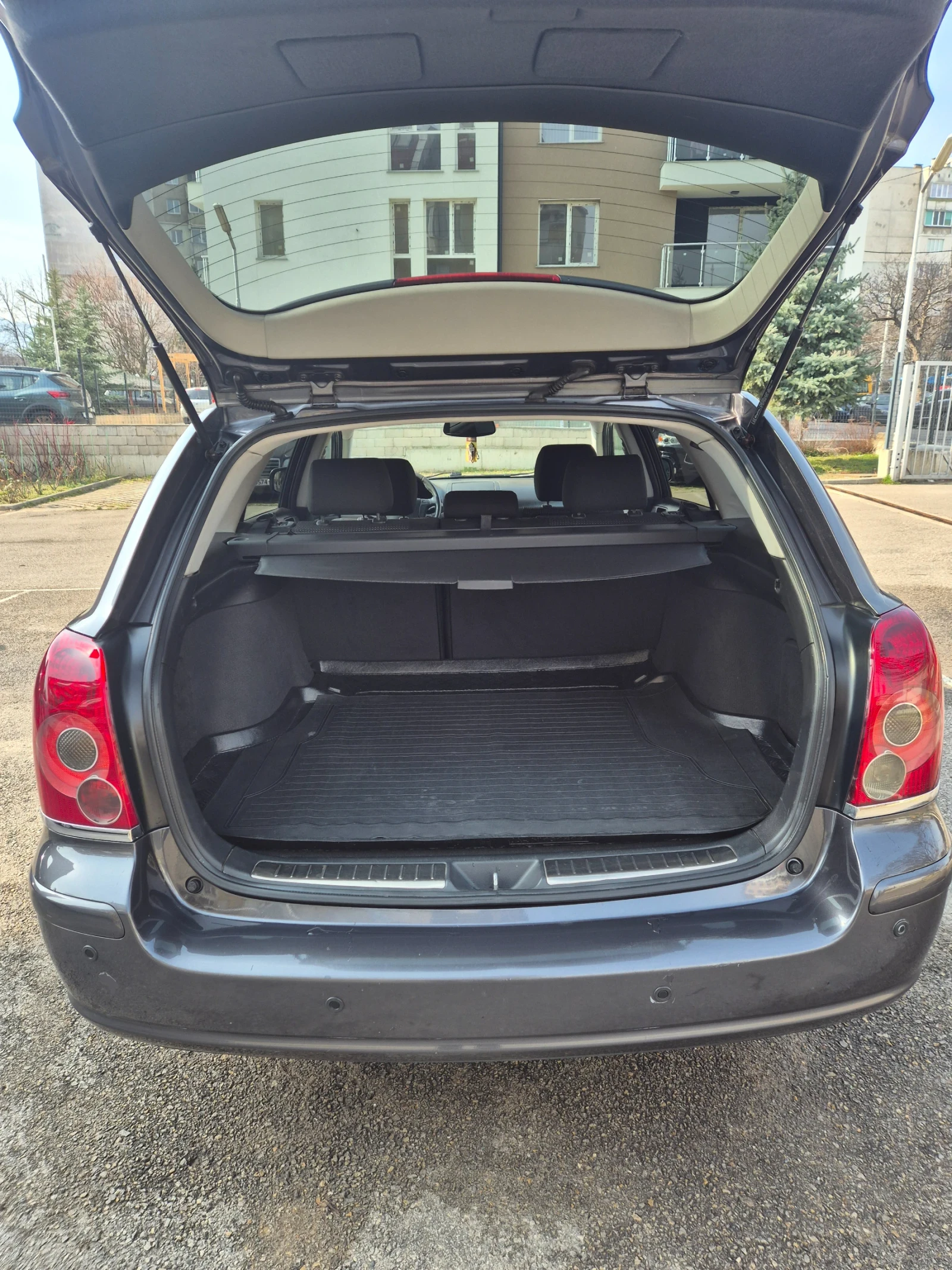 Toyota Avensis D4D | Mobile.bg � ����������� 4