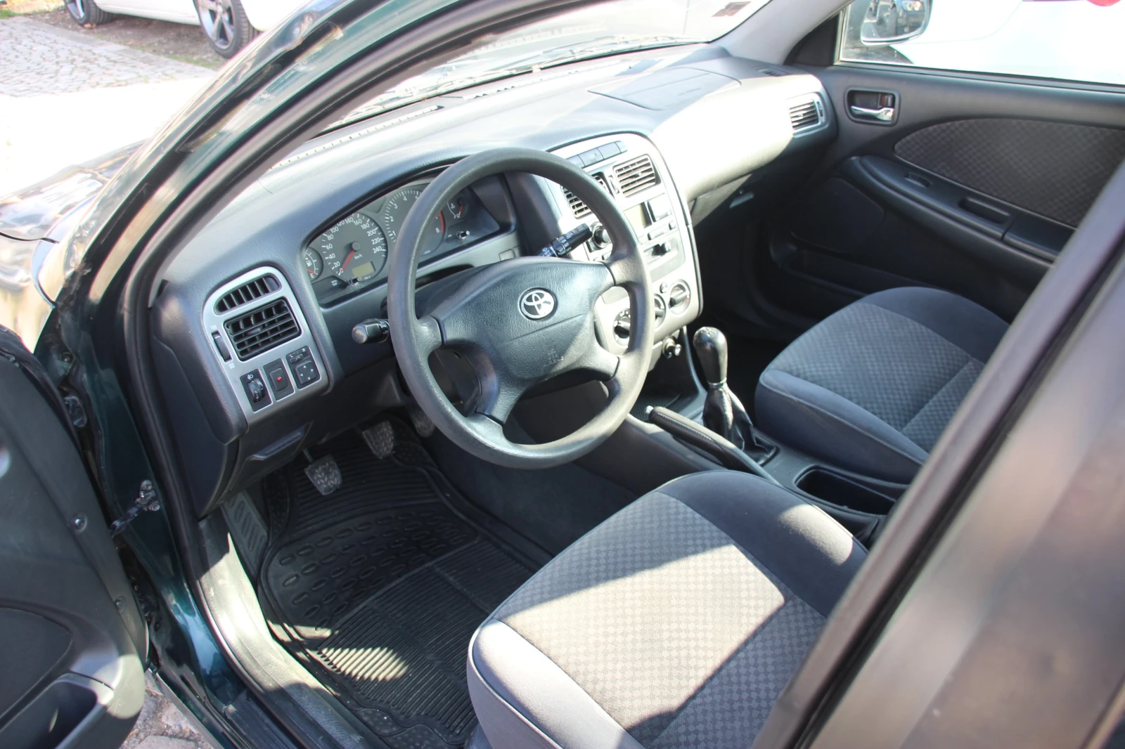 Toyota Avensis 1.8i � �����������    | Mobile.bg � ����������� 8