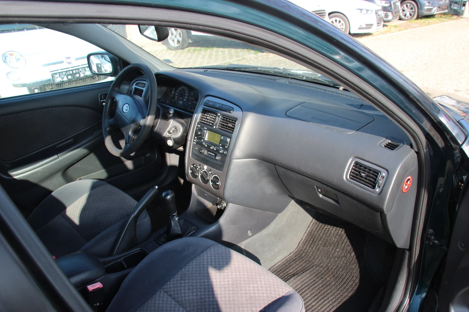 Toyota Avensis 1.8i � �����������    | Mobile.bg � ����������� 9