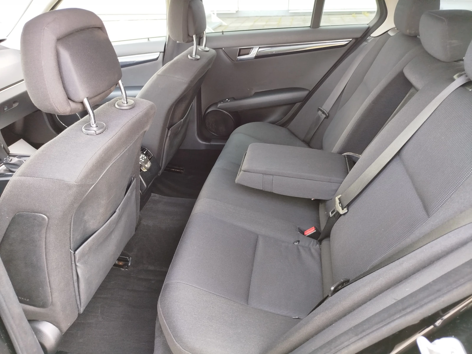 Mercedes-Benz C 180 C180-NAVIGACIA, снимка 11 - Автомобили и джипове - 54670377