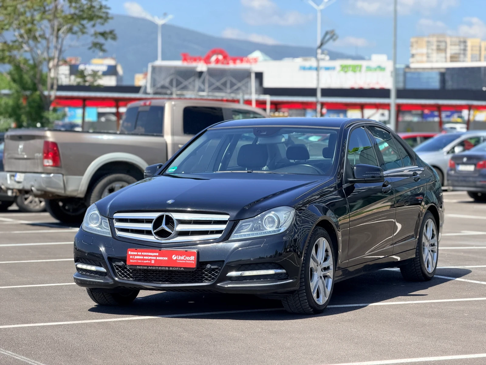 Mercedes-Benz C 250 CDi-Avangarde-Лизиг през Уникредит по 187 евро 