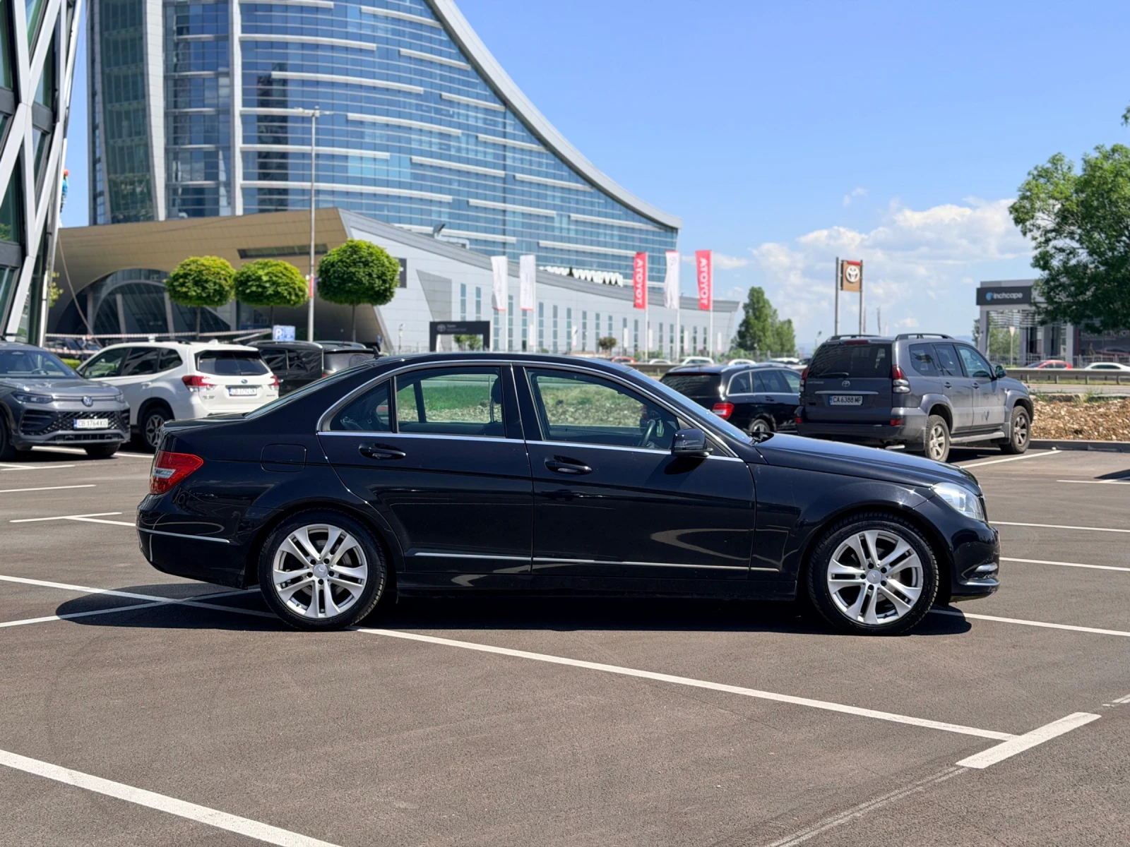 Mercedes-Benz C 250 CDi-Avangarde-Лизиг през Уникредит по 187 евро , снимка 4 - Автомобили и джипове - 54678960