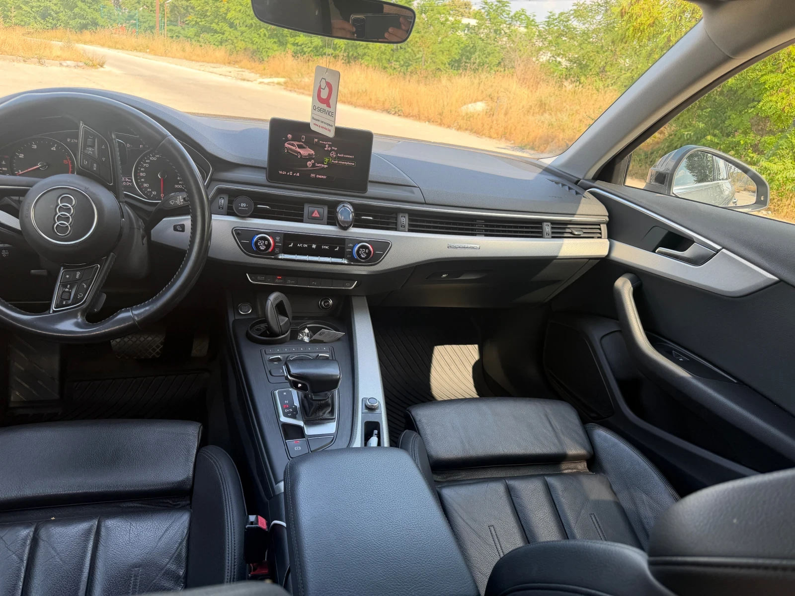 Audi A4 2.0 TDI, снимка 8 - Автомобили и джипове - 54991751