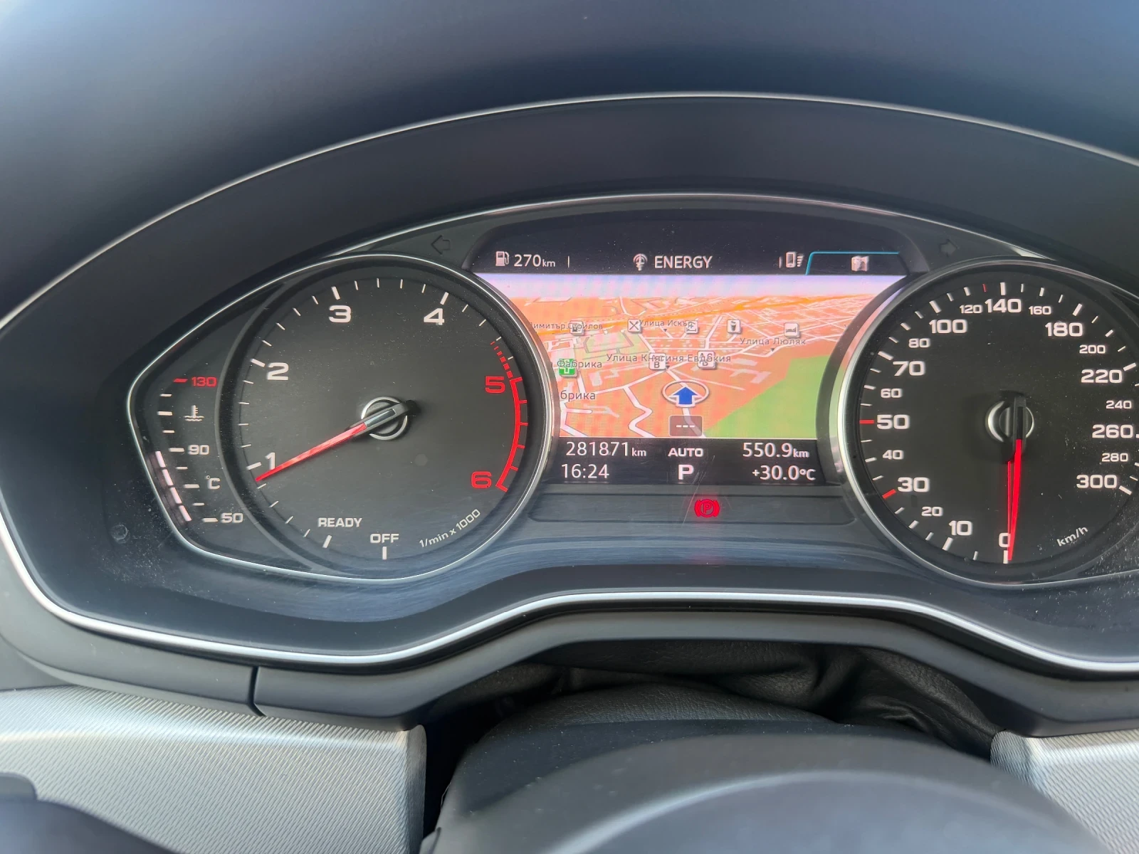 Audi A4 2.0 TDI, снимка 9 - Автомобили и джипове - 54991751