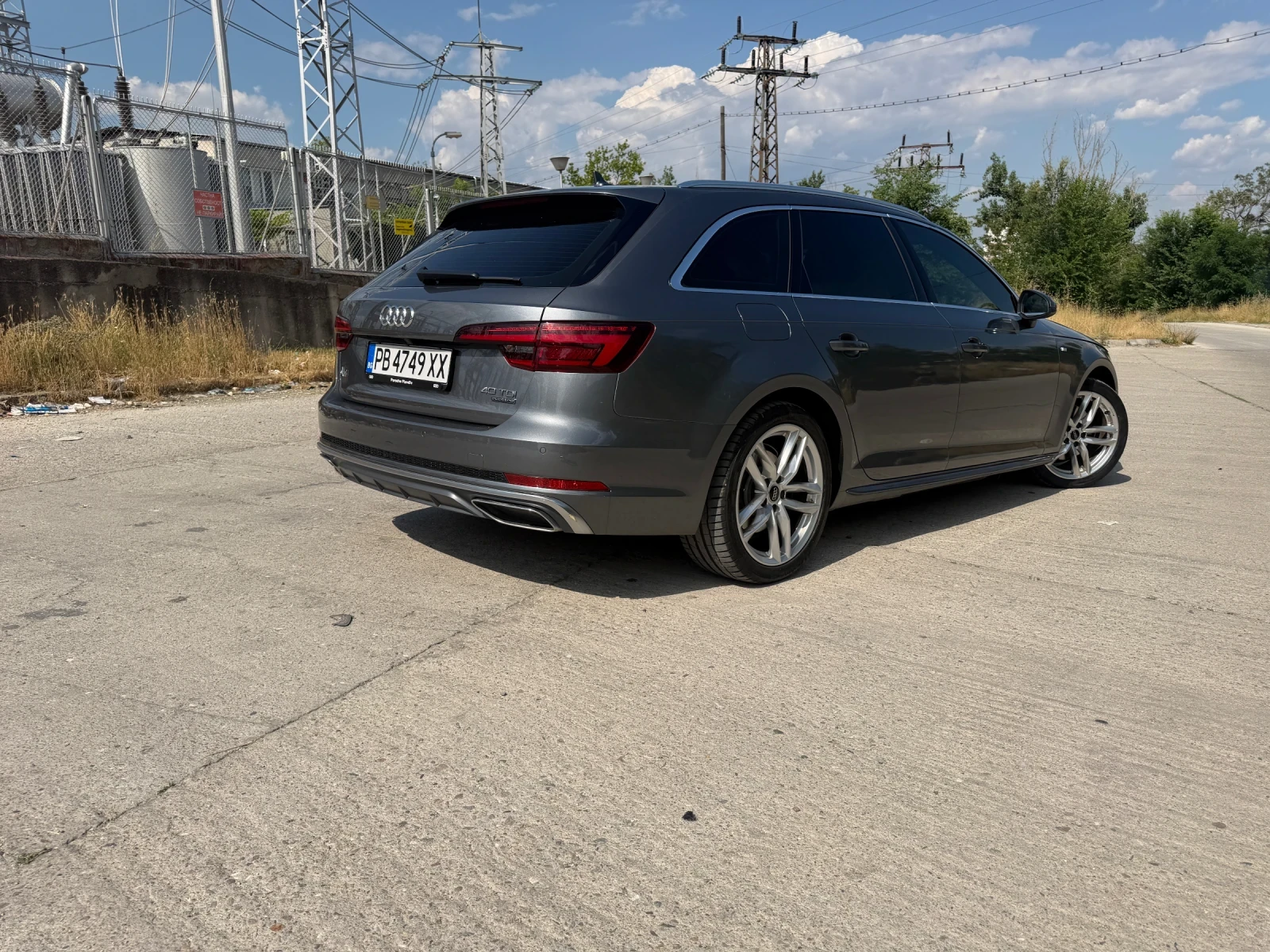 Audi A4 2.0 TDI, снимка 4 - Автомобили и джипове - 54991751
