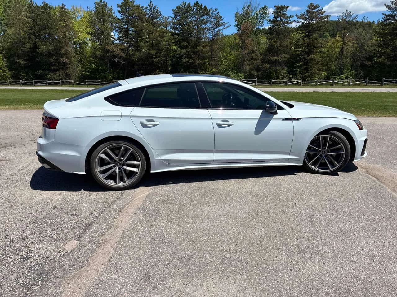 Audi A5 Progressiv/ПАНОРАМА/ДИСТРОНИК, снимка 4 - Автомобили и джипове - 54991912