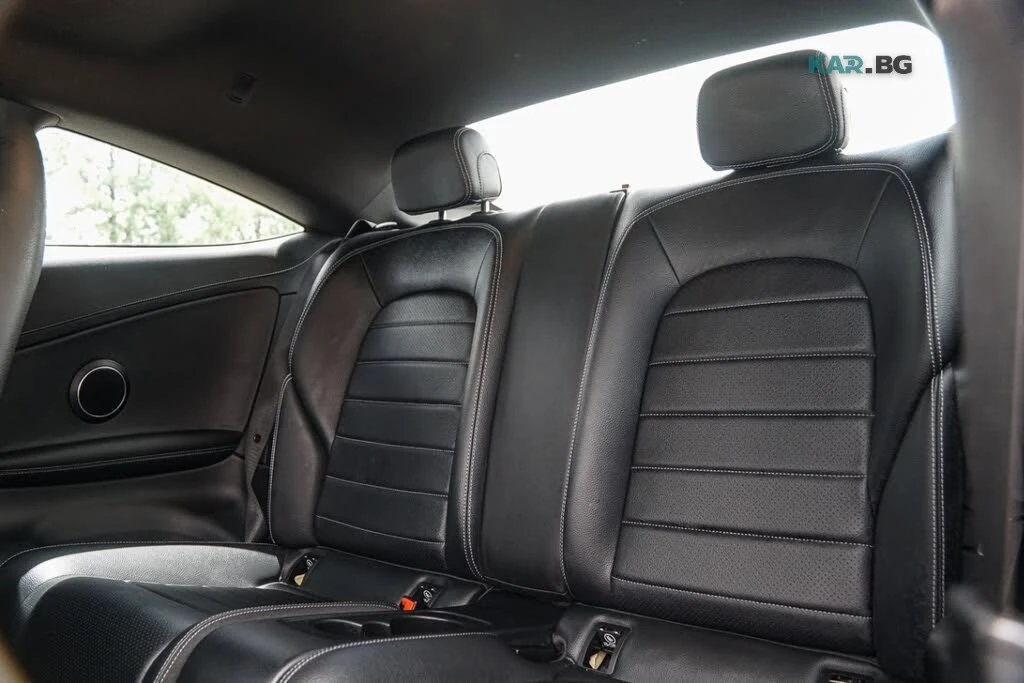 Mercedes-Benz C 300 (КРАЙНА цена до БЪЛГАРИЯ), снимка 12 - Автомобили и джипове - 55063520