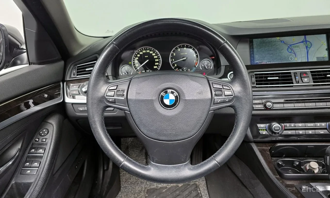 BMW 528, снимка 7 - Автомобили и джипове - 55261209
