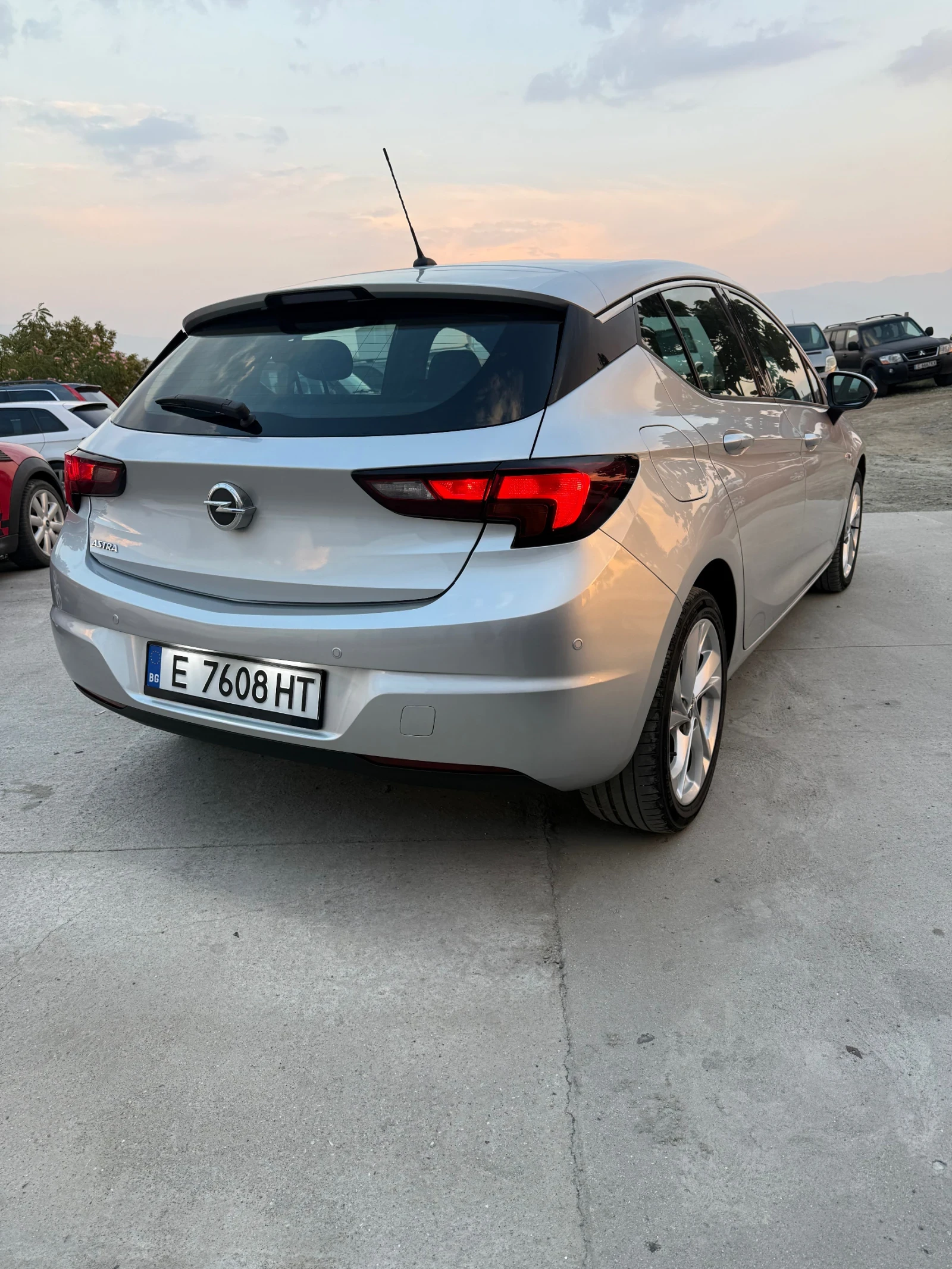 Opel Astra, снимка 8 - Автомобили и джипове - 55713448