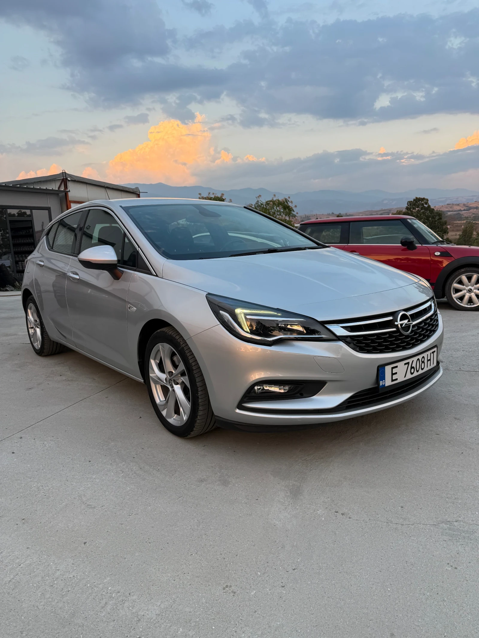 Opel Astra, снимка 3 - Автомобили и джипове - 55713448
