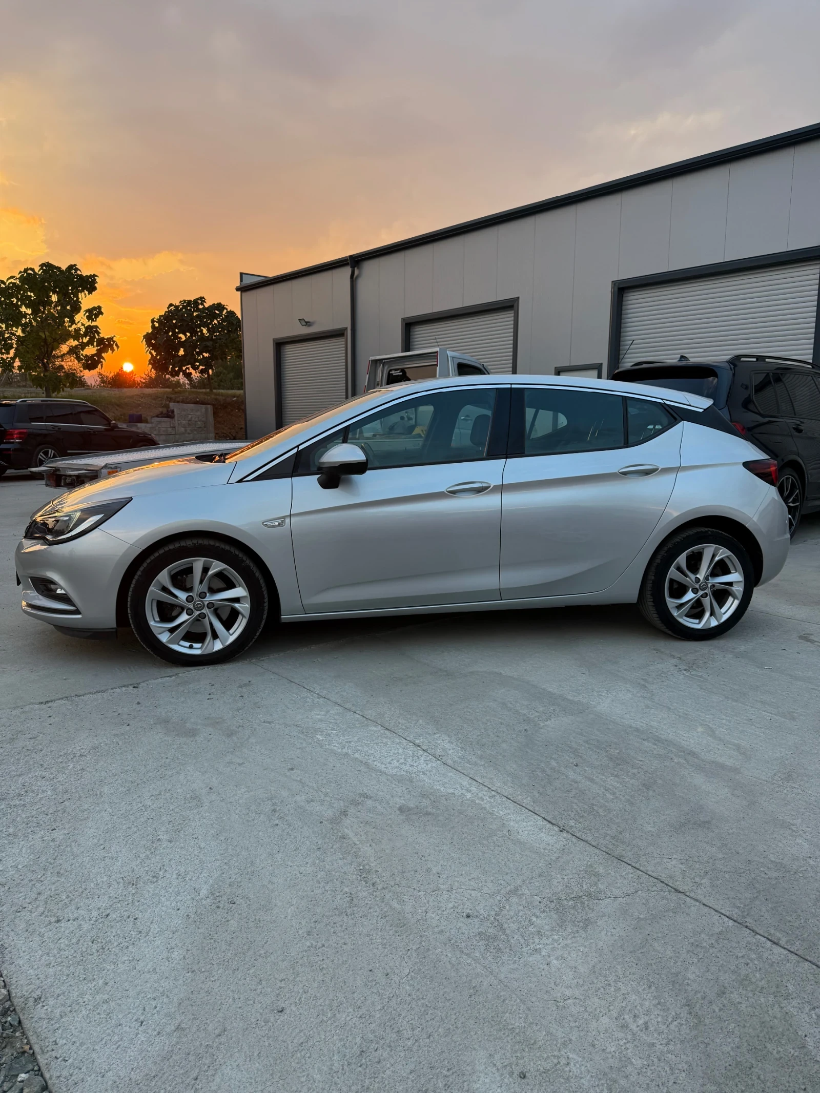Opel Astra, снимка 4 - Автомобили и джипове - 55713448