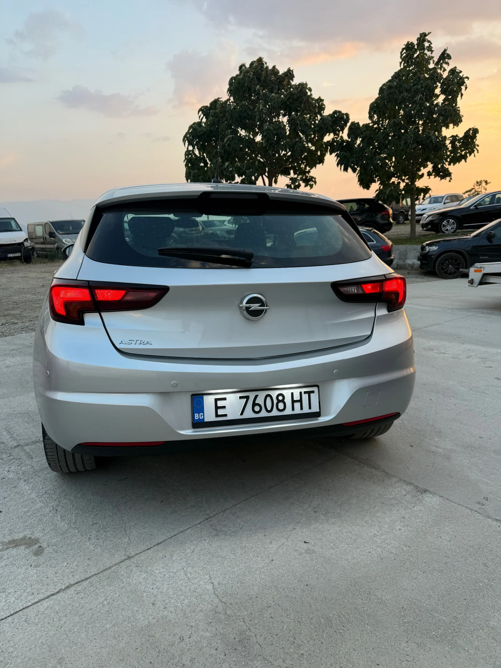 Opel Astra, снимка 7 - Автомобили и джипове - 55713448