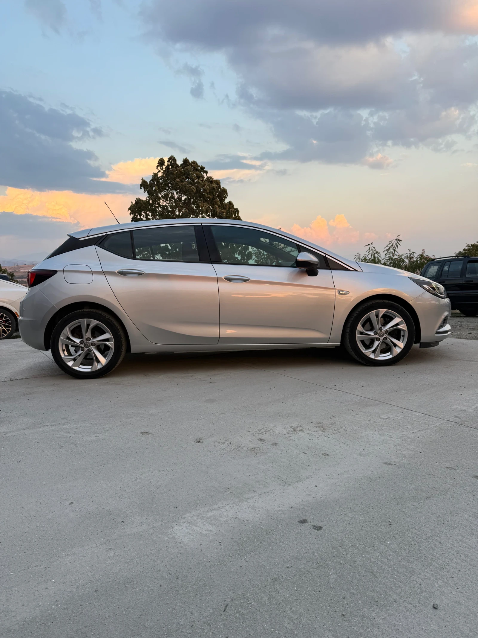 Opel Astra, снимка 5 - Автомобили и джипове - 55713448
