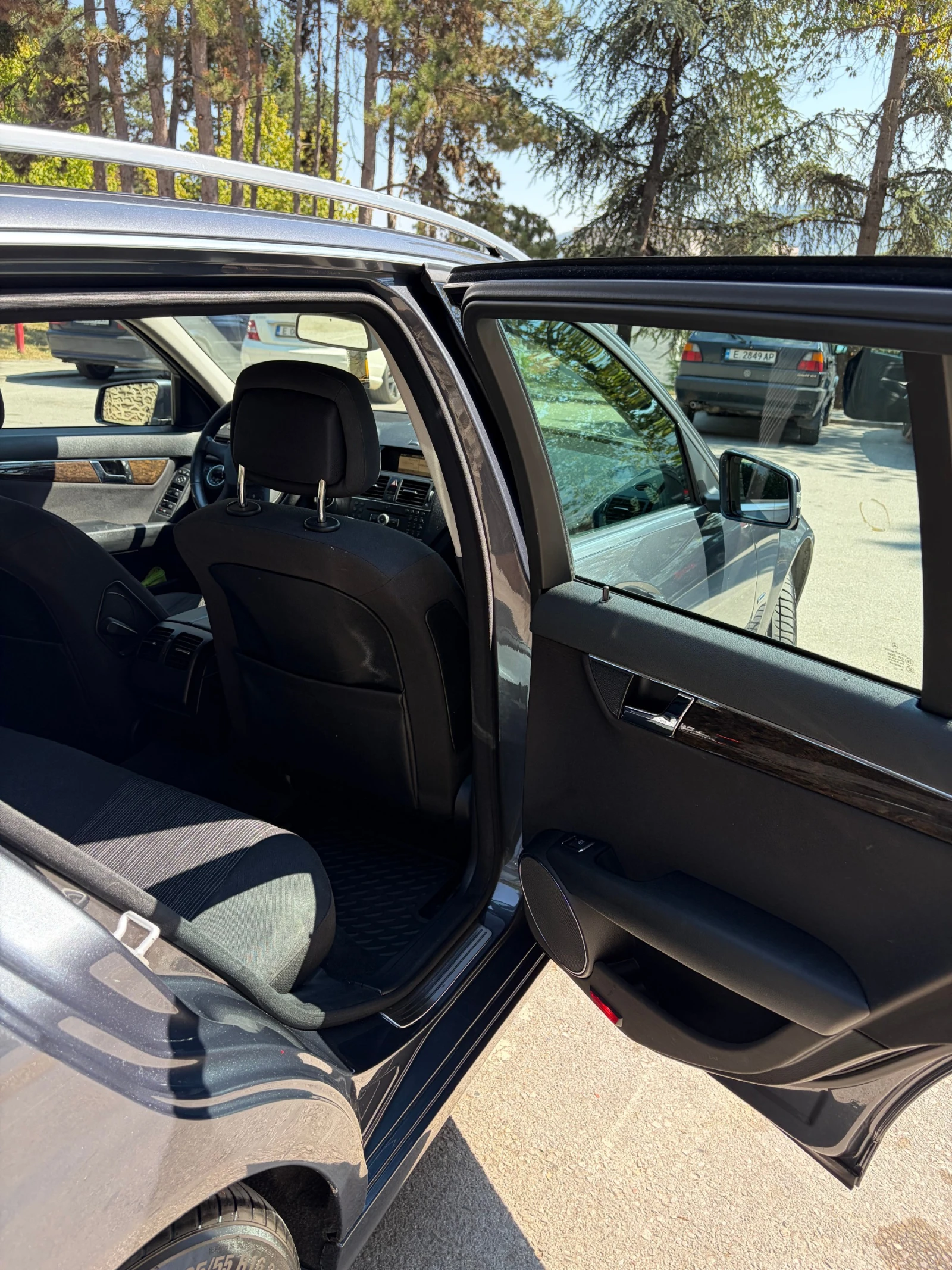 Mercedes-Benz C 180 Vialle LPG, снимка 12 - Автомобили и джипове - 55939670
