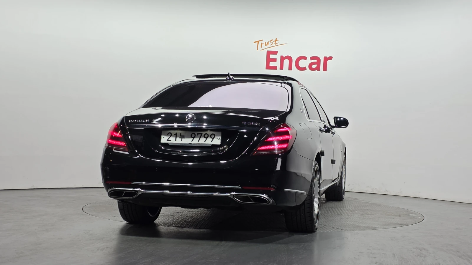 Mercedes-Benz S 560 Maybach* 360* ОБДУХВАНЕ* HUD* SOFT CLOSE* КРАЙНА Ц, снимка 4 - Автомобили и джипове - 55983561