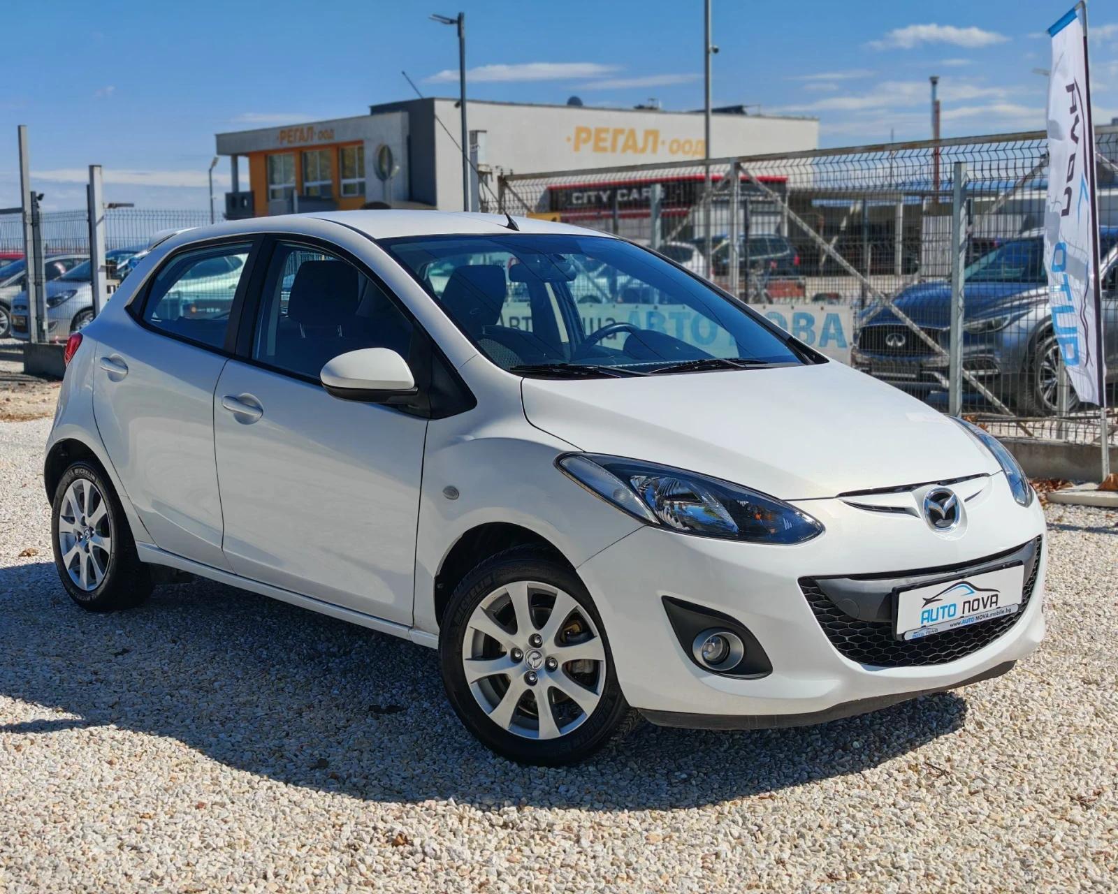 Mazda 2 1.3 БЕНЗИН 75 К.С. 138 000 КМ! БЕЗ АНАЛОГ!!!, снимка 15 - Автомобили и джипове - 56060124