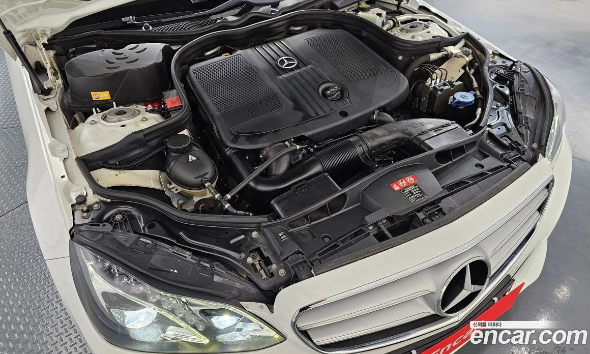 Mercedes-Benz E 220 E220 CDI Avantgarde, снимка 6 - Автомобили и джипове - 56122871