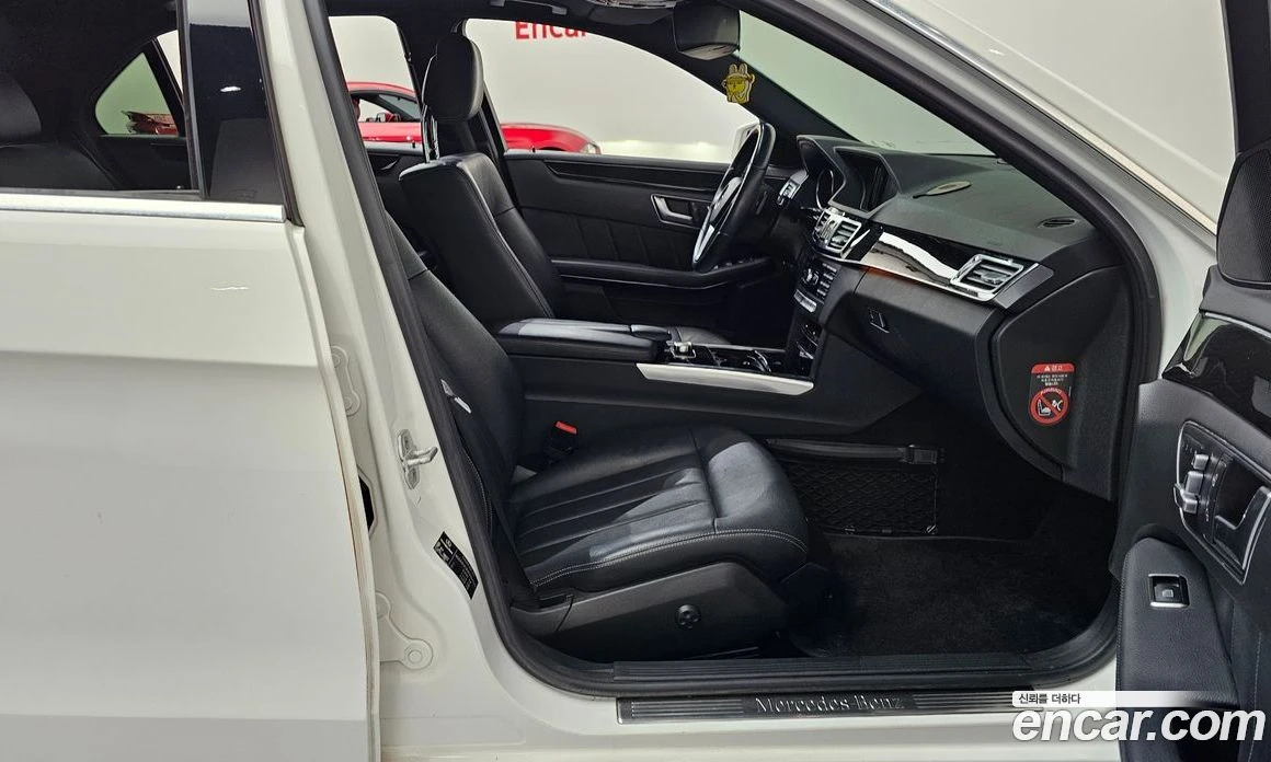 Mercedes-Benz E 220 E220 CDI Avantgarde, снимка 11 - Автомобили и джипове - 56122871