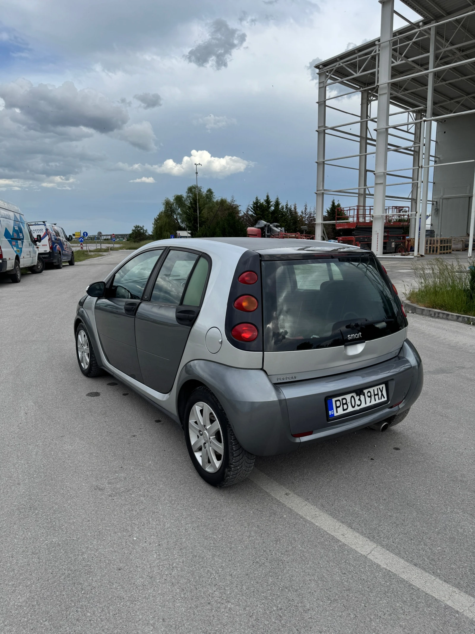 Smart Forfour 1.5i, снимка 6 - Автомобили и джипове - 56293592