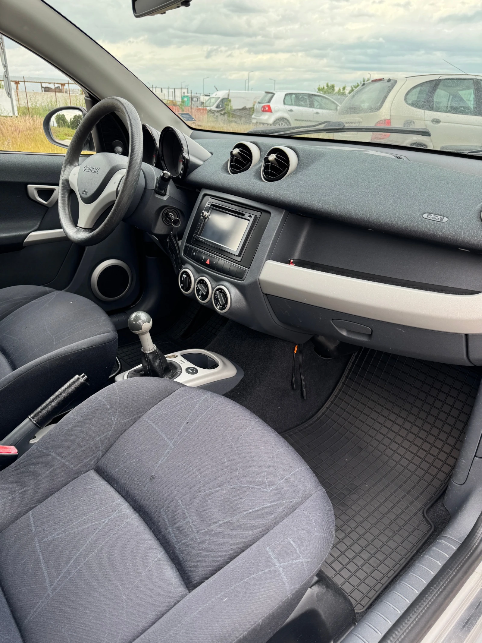 Smart Forfour 1.5i, снимка 12 - Автомобили и джипове - 56293592