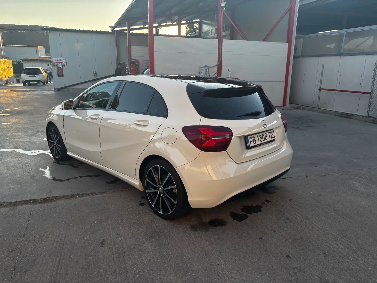 Mercedes-Benz A 160 Facelift, снимка 5 - Автомобили и джипове - 56686878