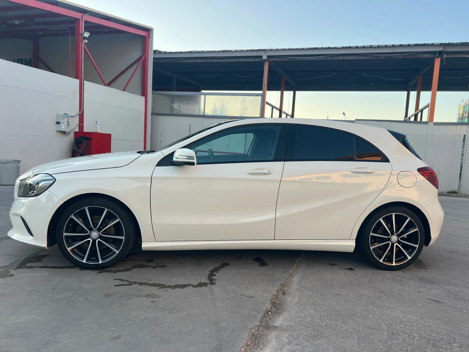 Mercedes-Benz A 160 Facelift, снимка 2 - Автомобили и джипове - 56686878