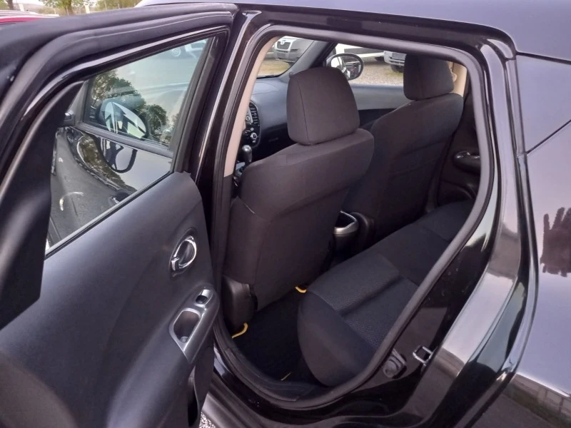 Nissan Juke 1.6, снимка 15 - Автомобили и джипове - 45218140