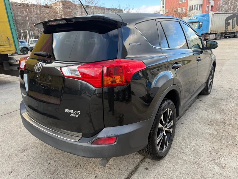 Toyota Rav4 2.0D4D AWD, снимка 6 - Автомобили и джипове - 48322578