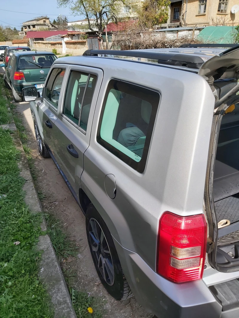 Jeep Patriot, снимка 6 - Автомобили и джипове - 48435867