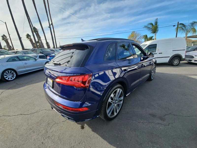 Audi SQ5, снимка 4 - Автомобили и джипове - 48806875